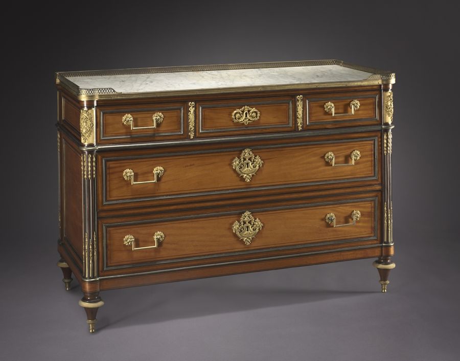 Commode en chêne et acajou, Louis XVI