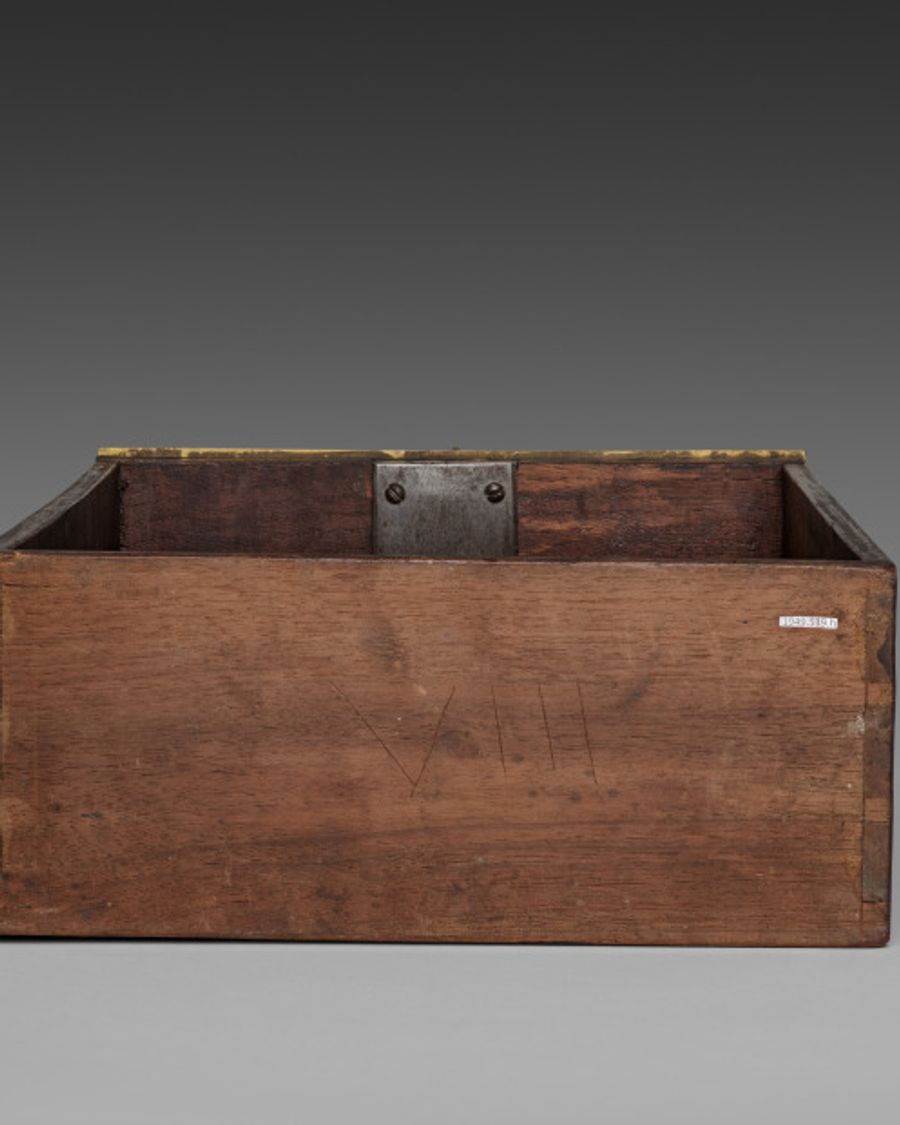 Cabinet en ébène et placage, Louis XIV