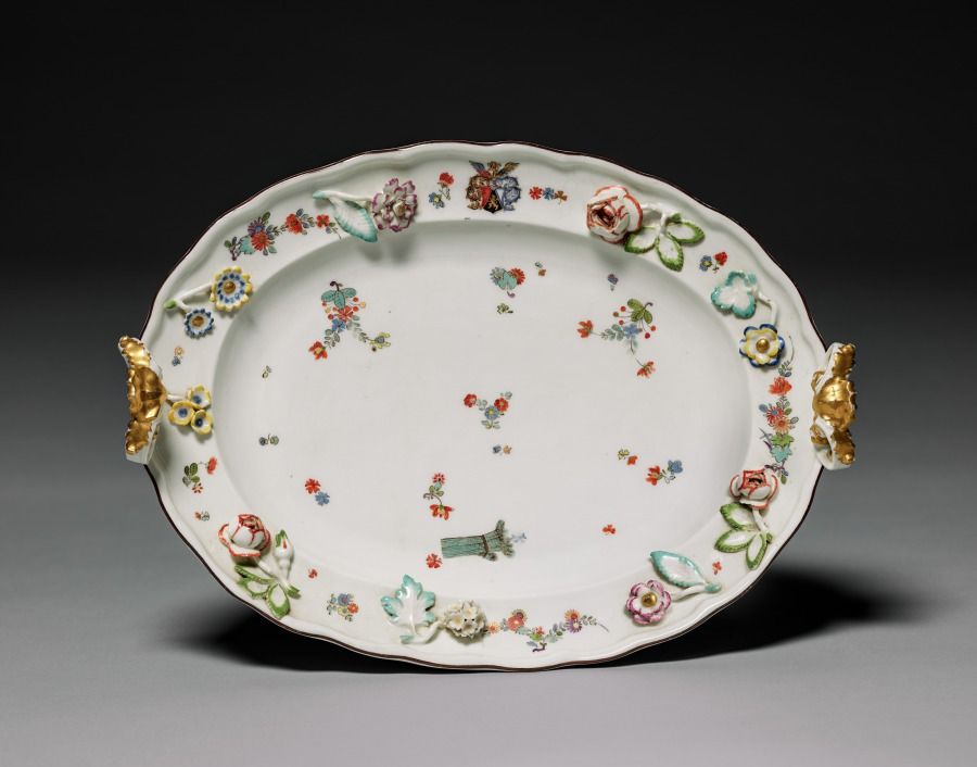 Plateau en porcelaine, XVIIIe siècle