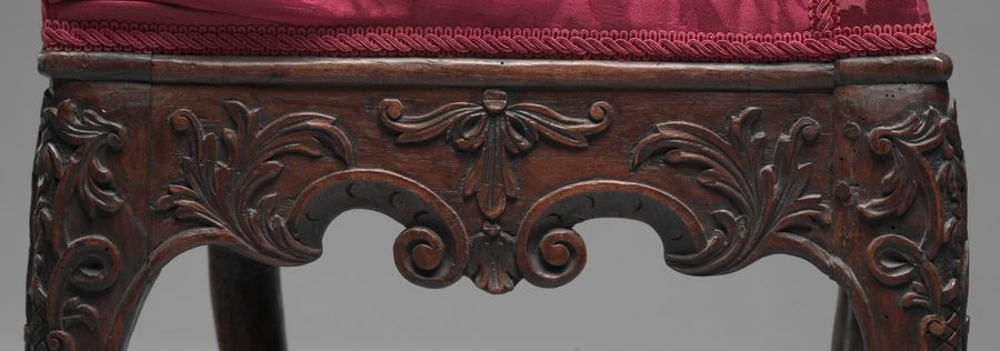Chaise en noyer, XVIIIe siècle