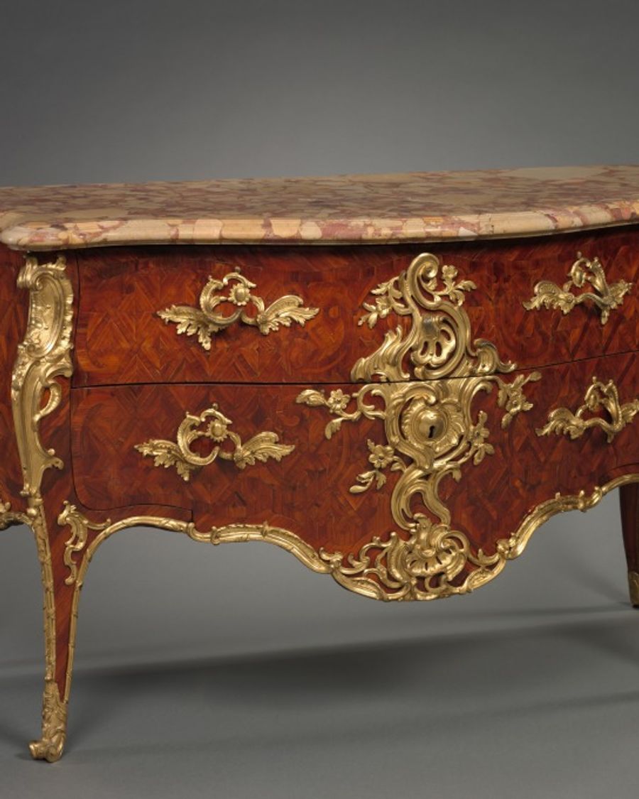 Commode en chêne et palissandre, Louis XV
