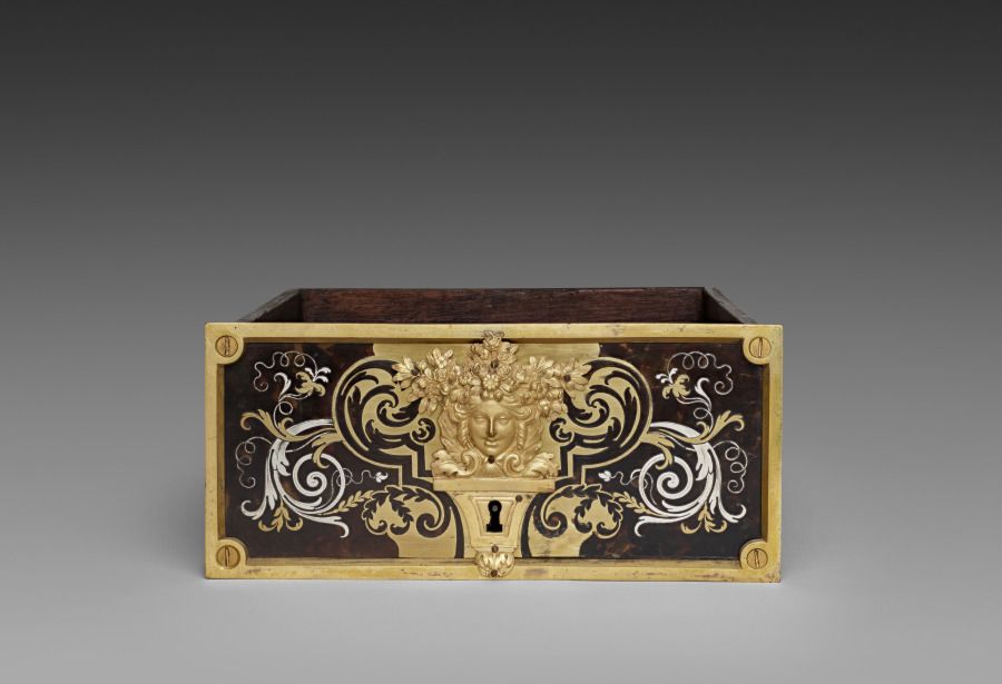 Cabinet en ébène et placage, Louis XIV