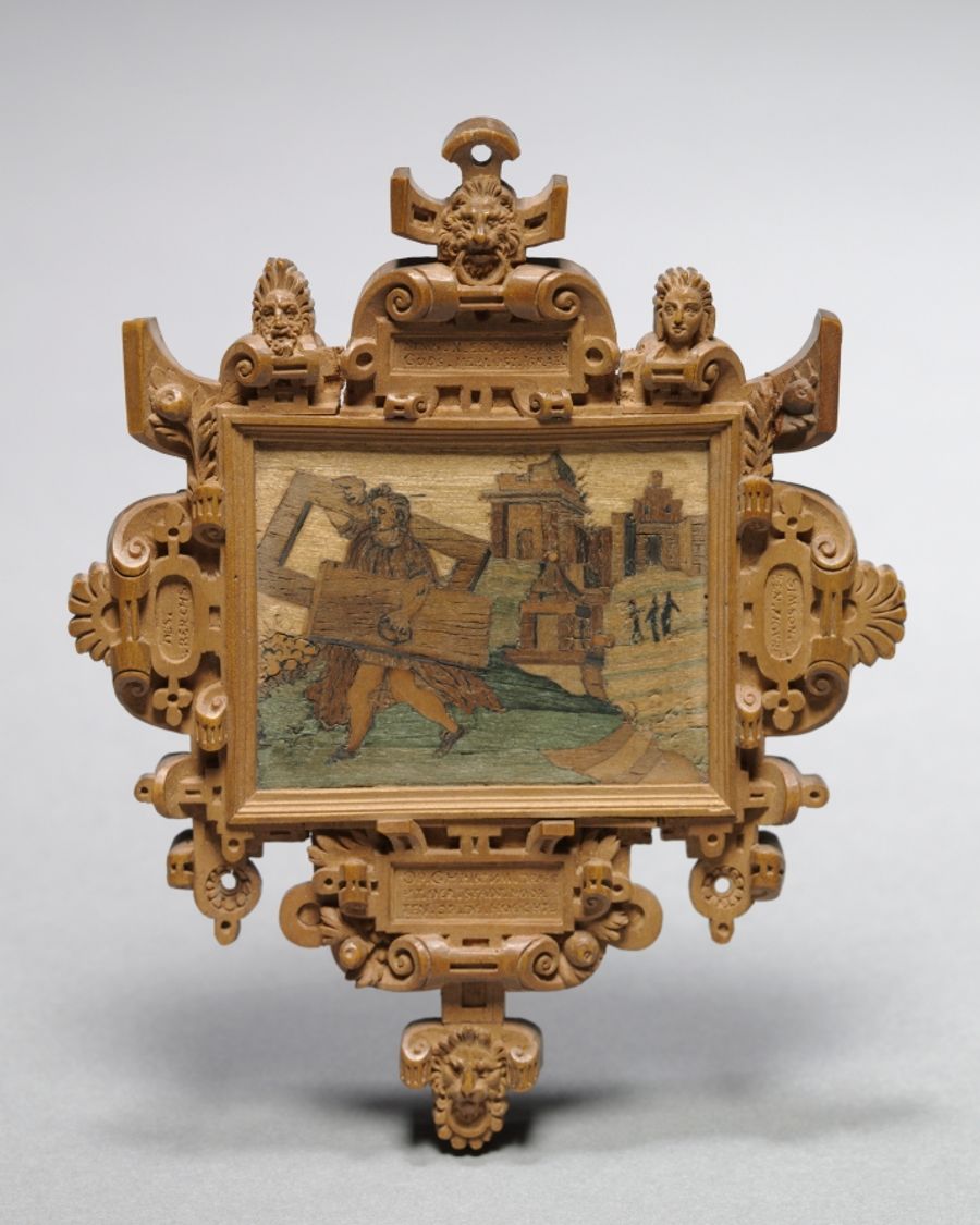 Miroir en bois doré et verre, Renaissance