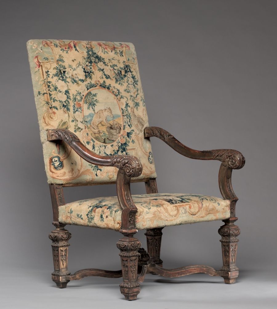 Fauteuil en laine, Régence