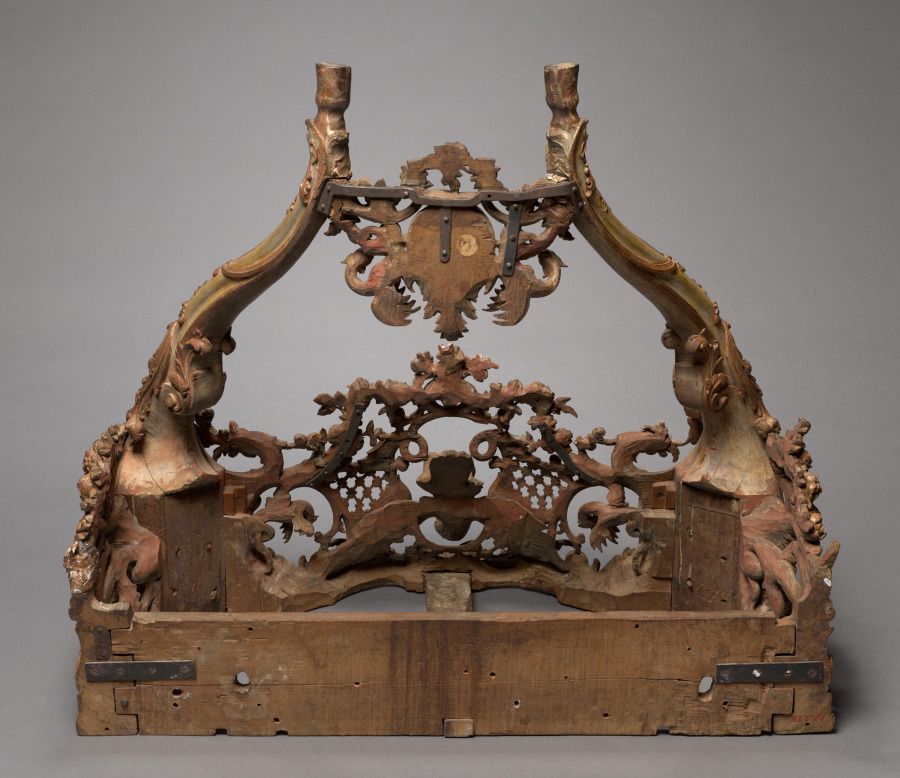 Console en bois doré, Régence