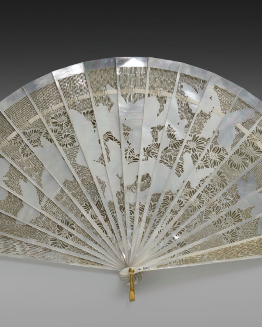 Éventail en soie, Art nouveau