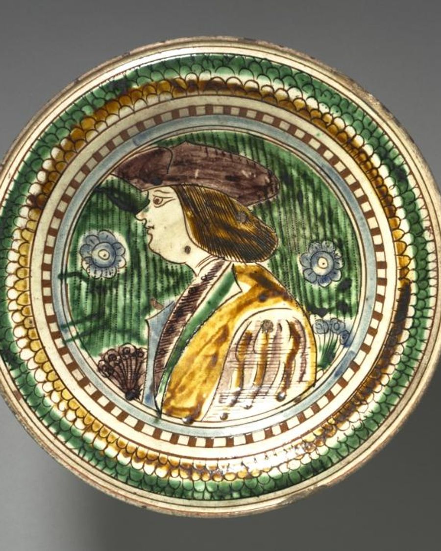 Assiette en faïence, Renaissance