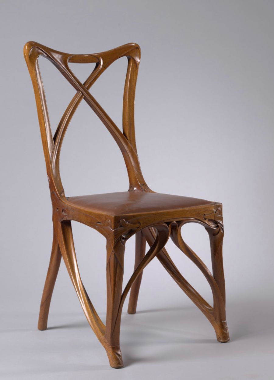 Chaise en acajou, Art nouveau