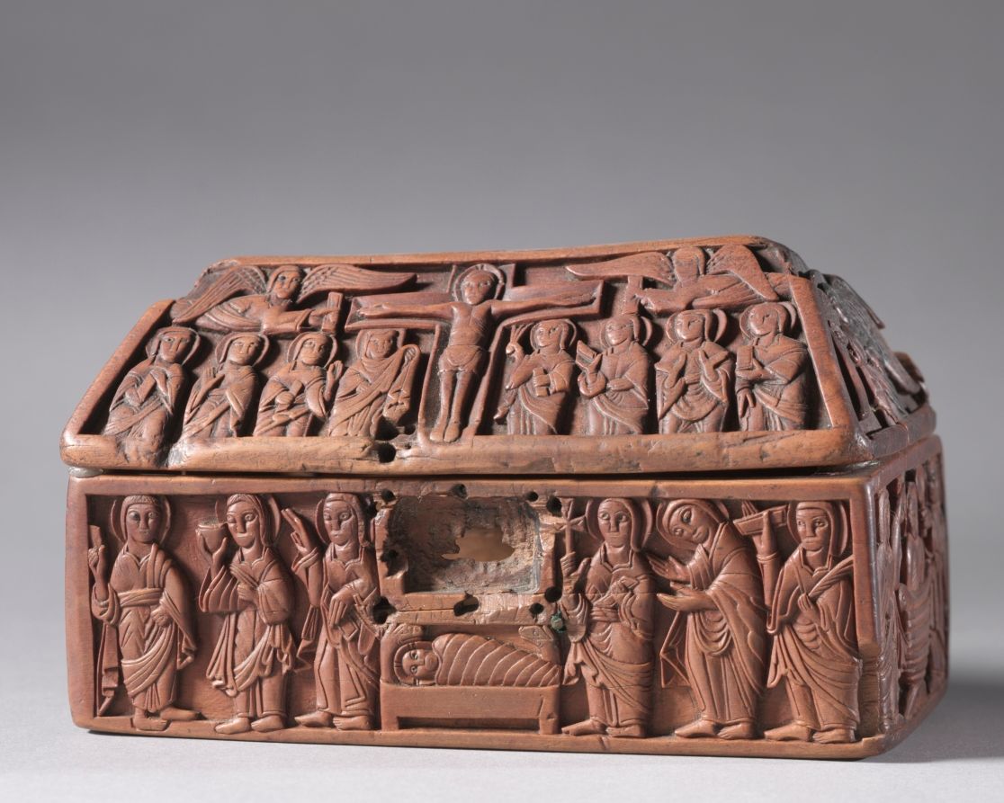 Coffret en cuivre et verre, Moyen Âge