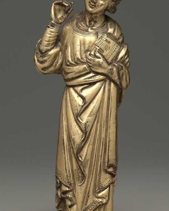 Statuette en cuivre, Moyen Âge
