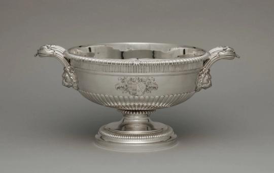 Soupière en argent, XIXe siècle