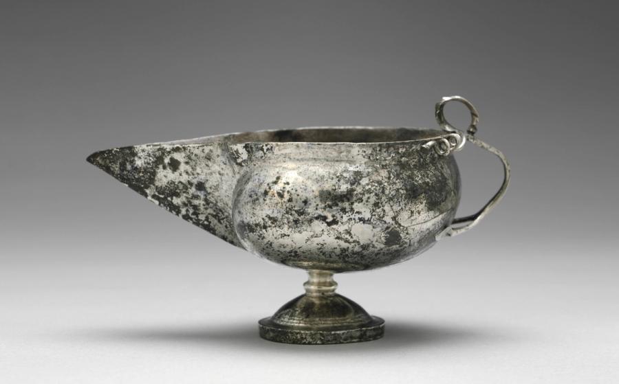 Verre à pied en argent, Moyen Âge