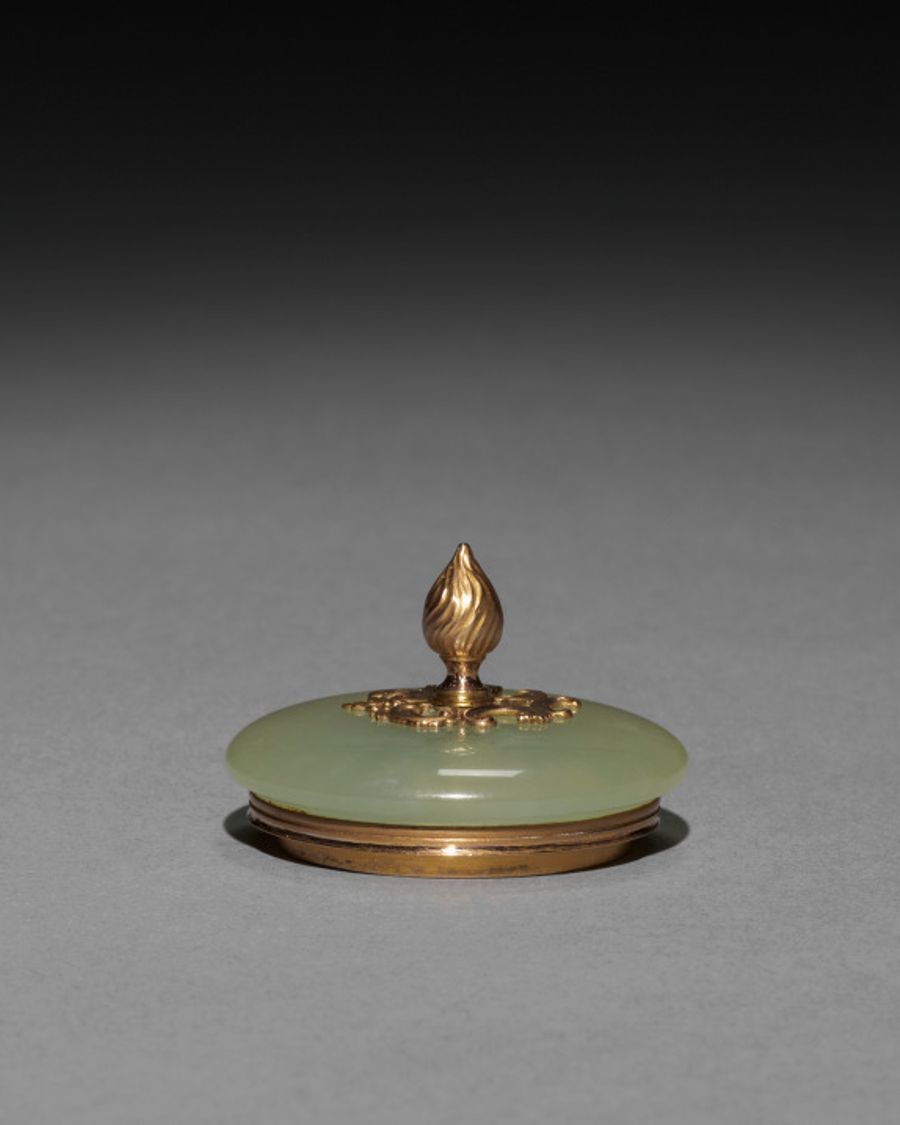Théière en porcelaine, Art nouveau