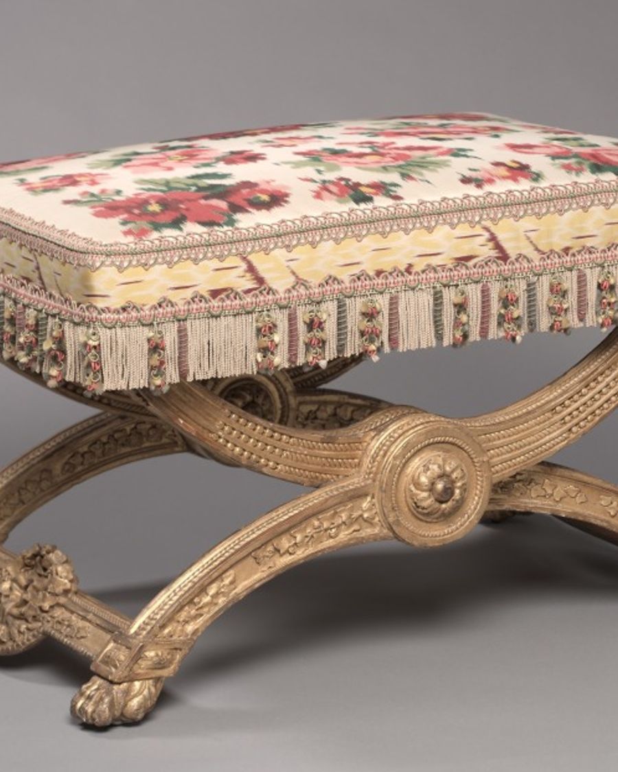 Tabouret en bois doré, Louis XVI