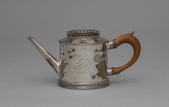 Théière en argent, Louis XVI