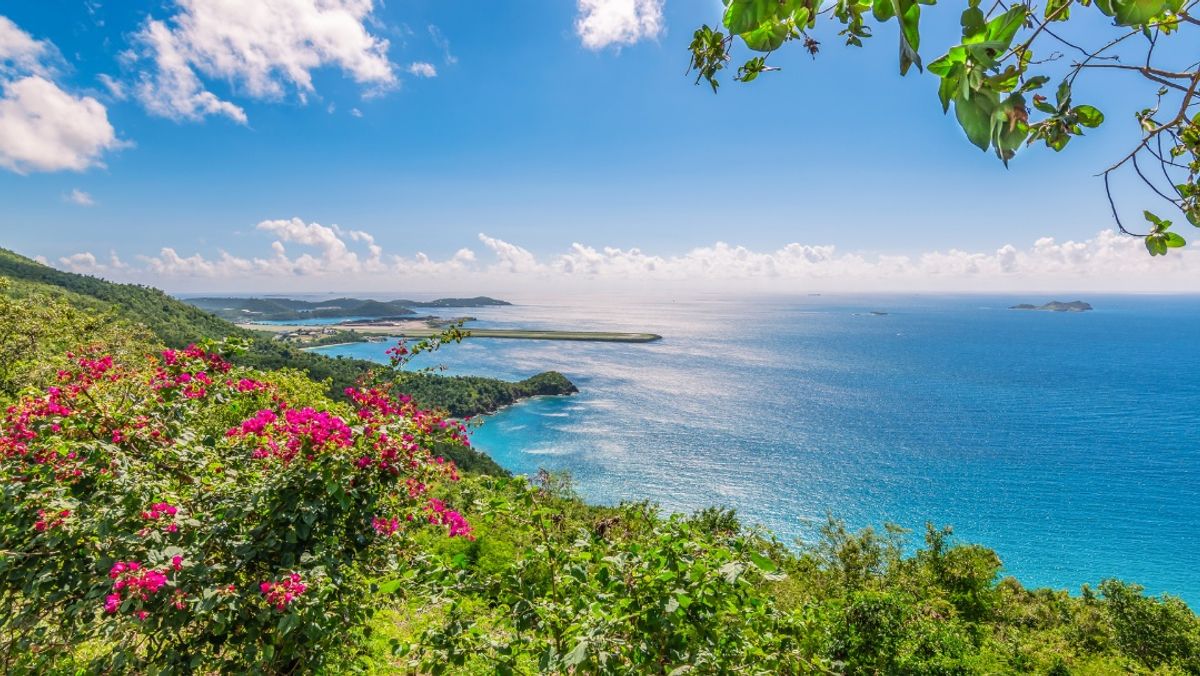 Saint Thomas, US Virgin Islands. Brewers Bay and Perseverance Bay.