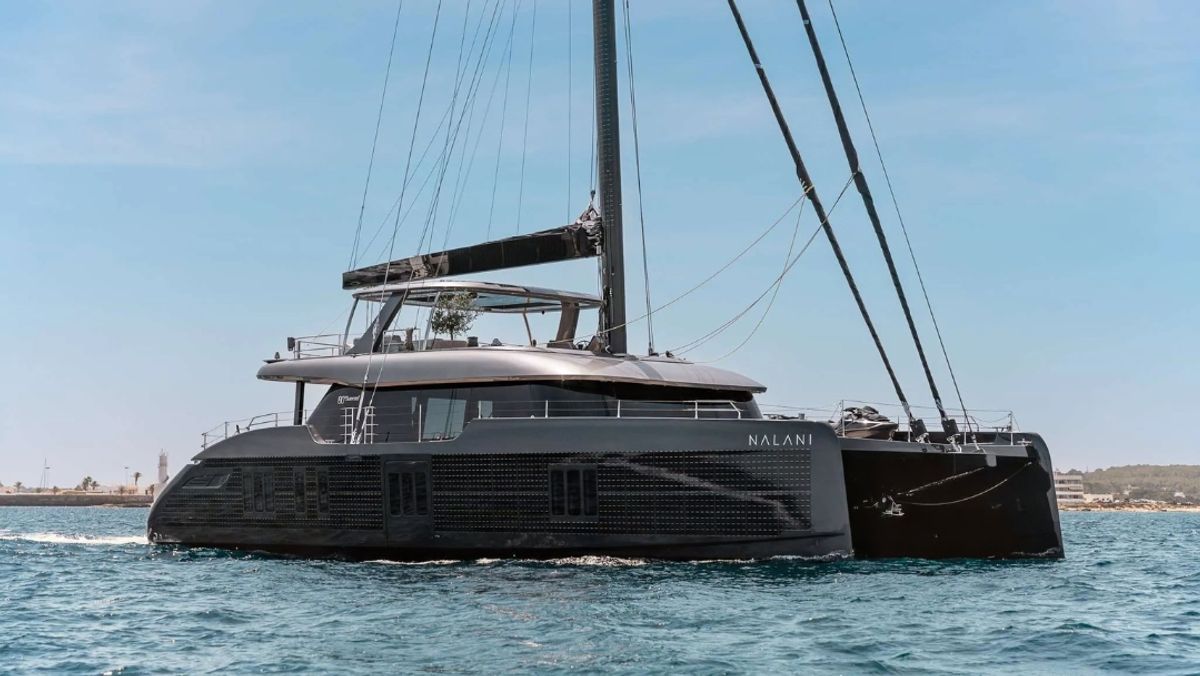 5 Best Crewed Catamarans in the US Virgin Islands