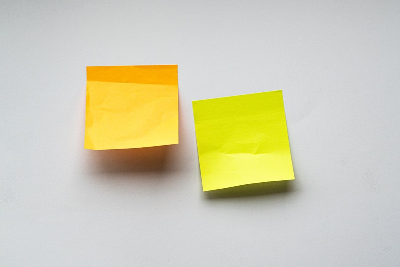 Sticky notes showing customer pain points and tradeoffs
