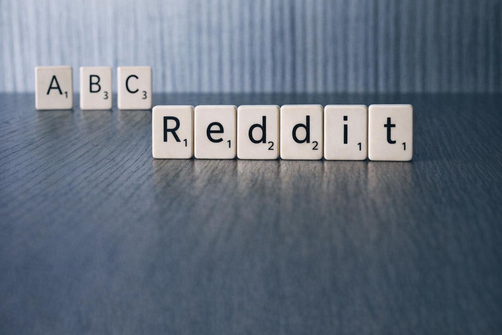 Answer Engine Optimization for Reddit in 2026