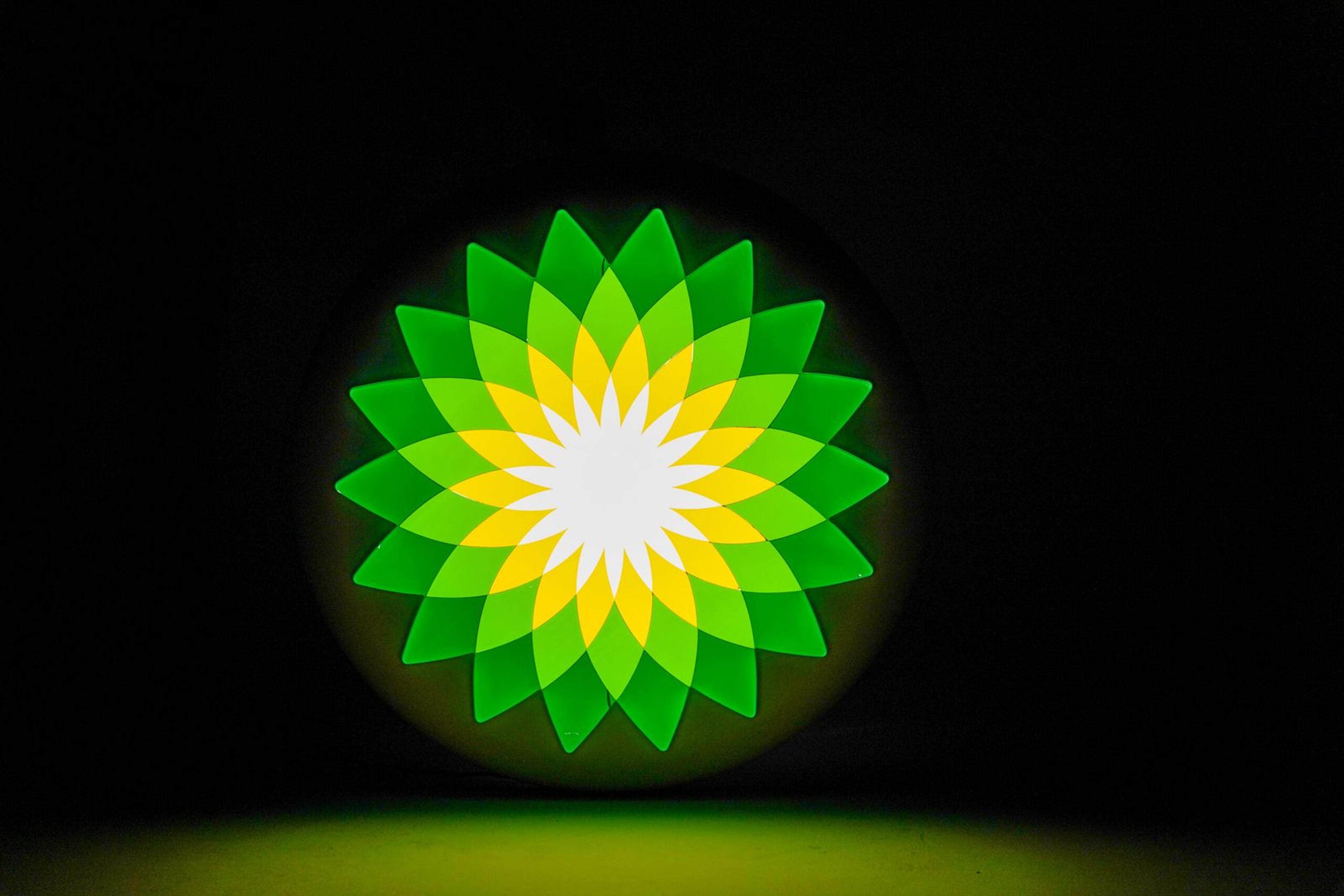 BP Circle Sign - Illuminated