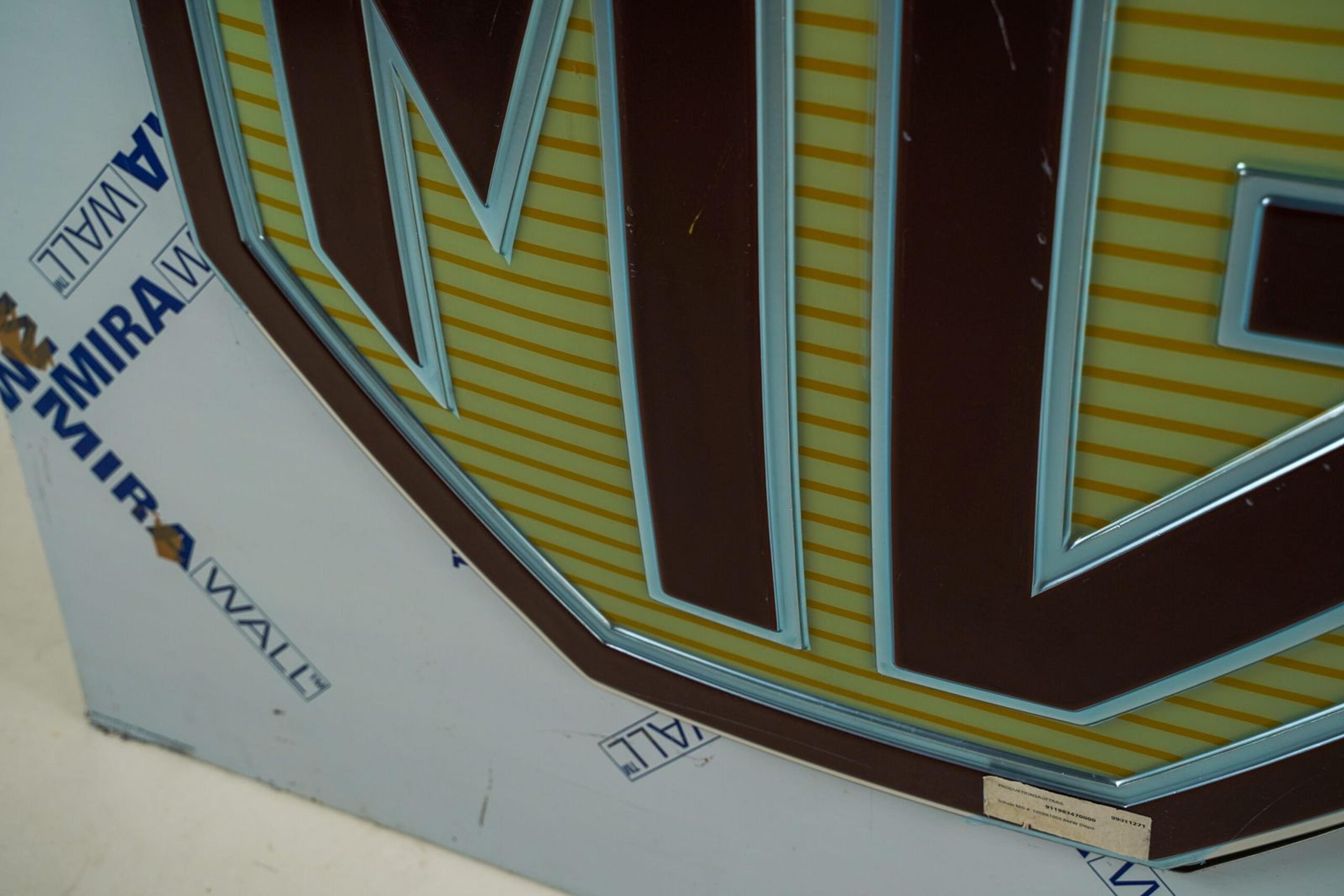MG Foil Protected Sign - Detail