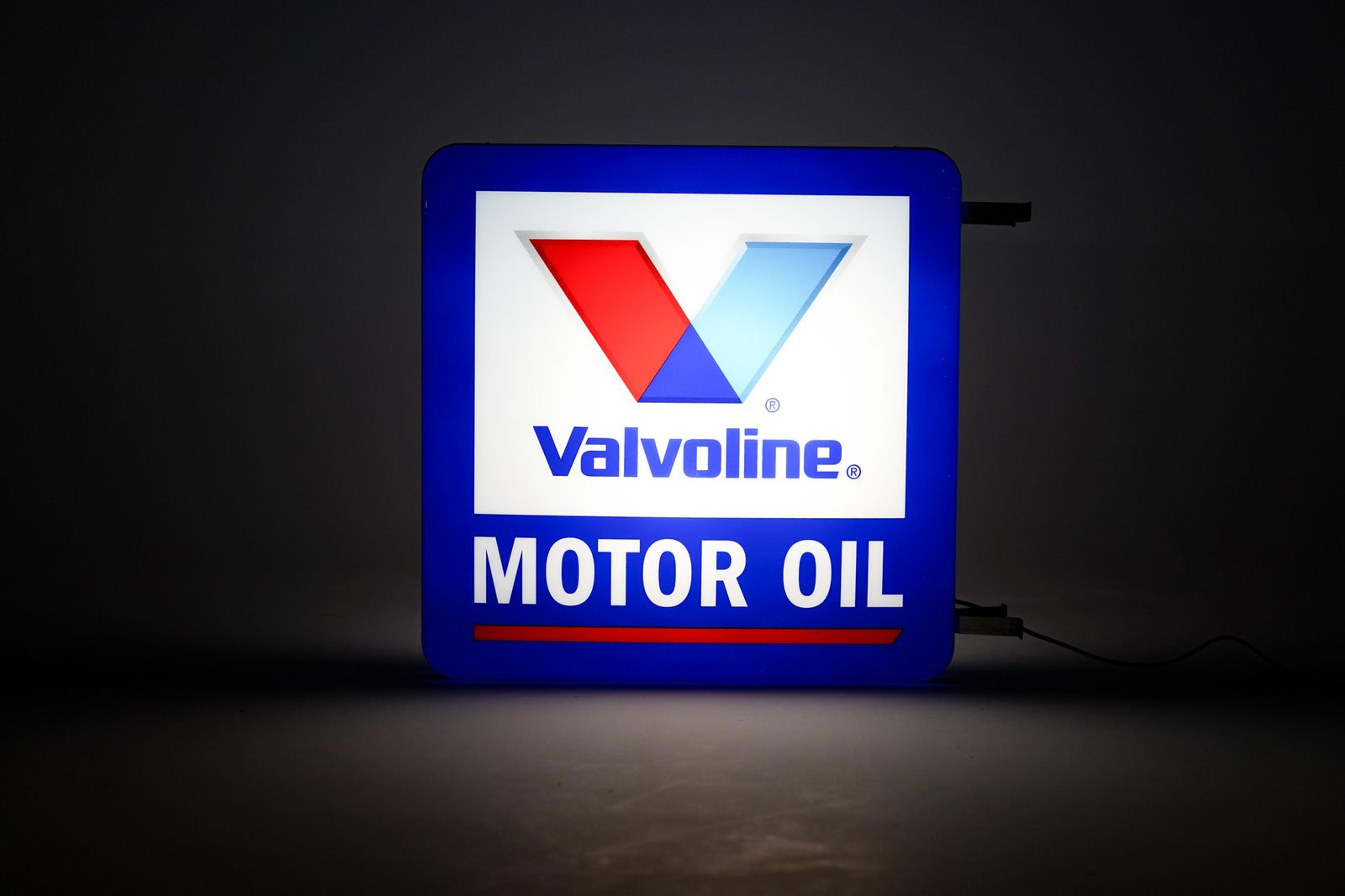 Valvoline Motor Oil - Wall Sign
