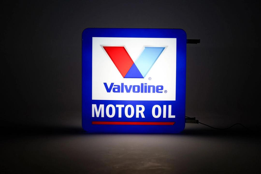 Valvoline Motor Oil - Wall Sign