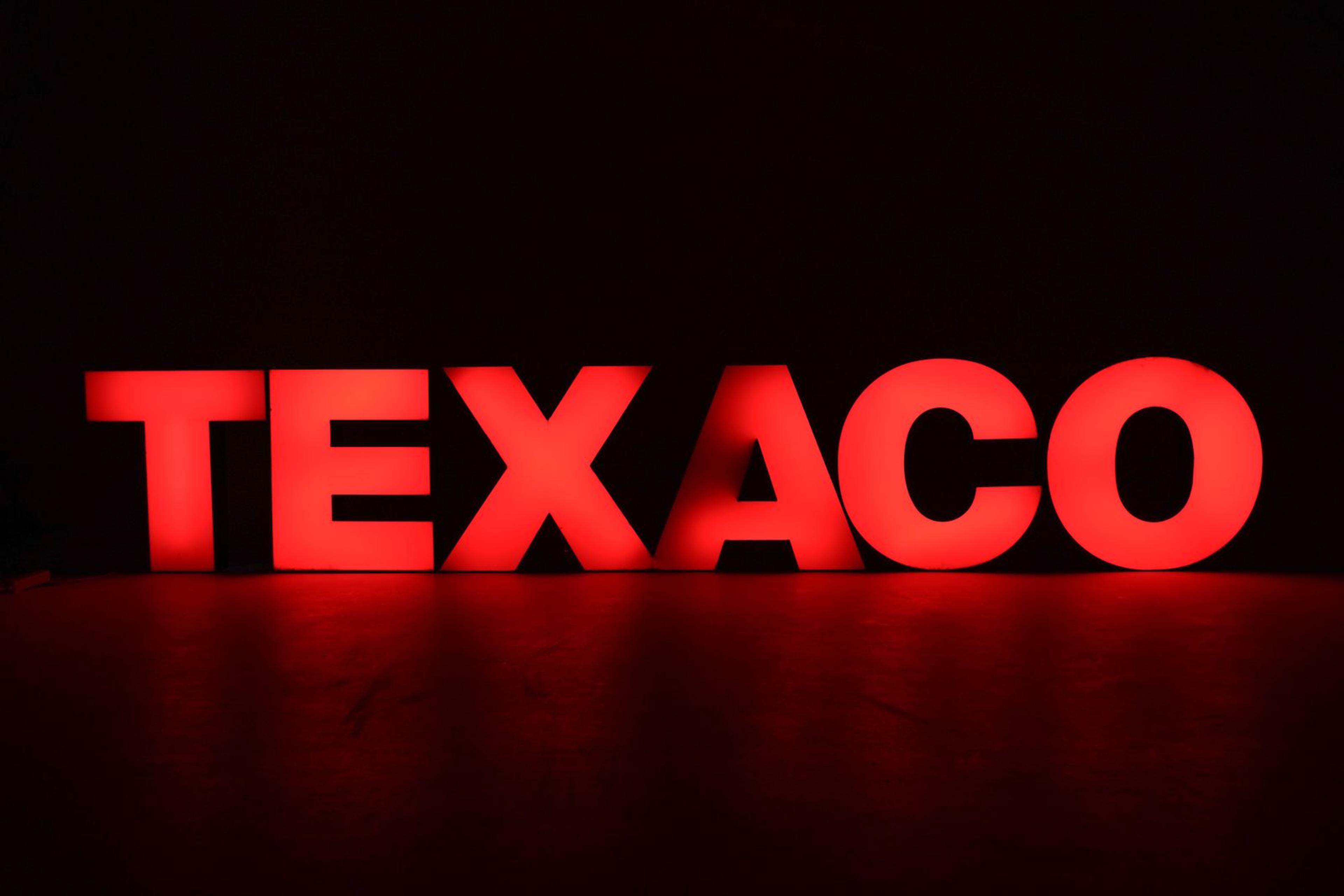 Texaco Sign