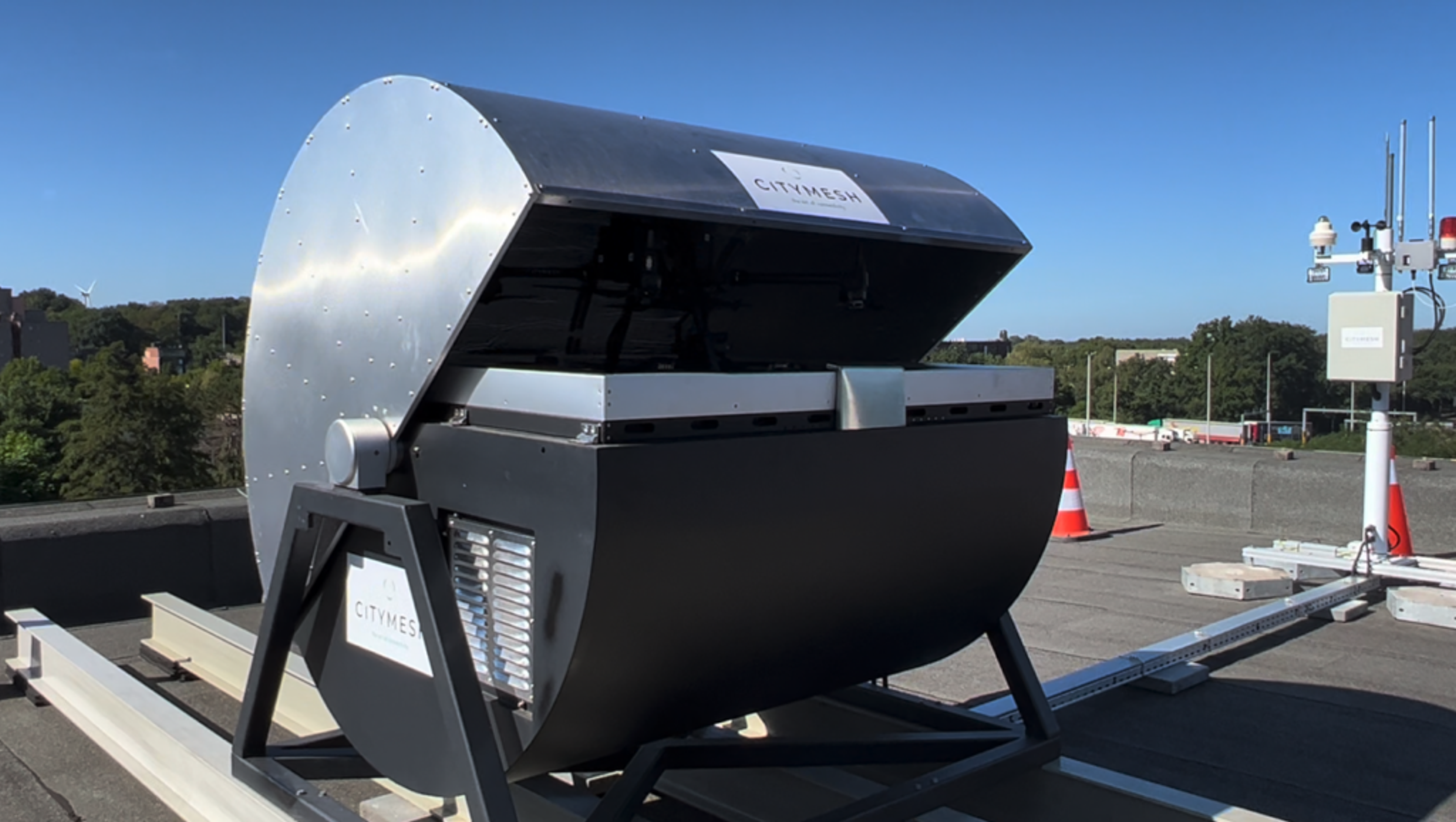 Drone docking station by Citymesh