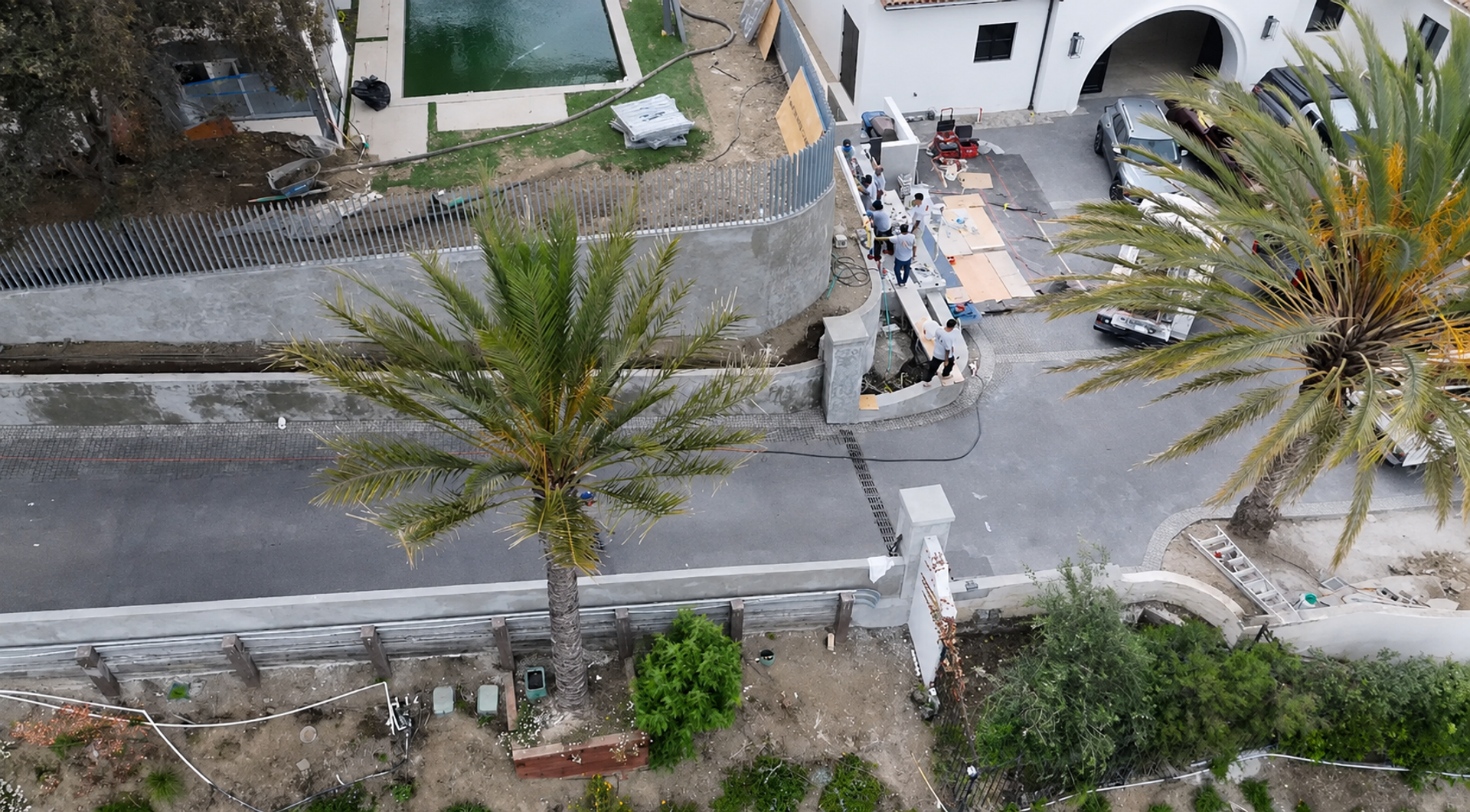 Cómo Daniel Yomtobian está protegiendo su propiedad privada con vigilancia mediante drones totalmente autónomos y sin pilotos en el lugar.