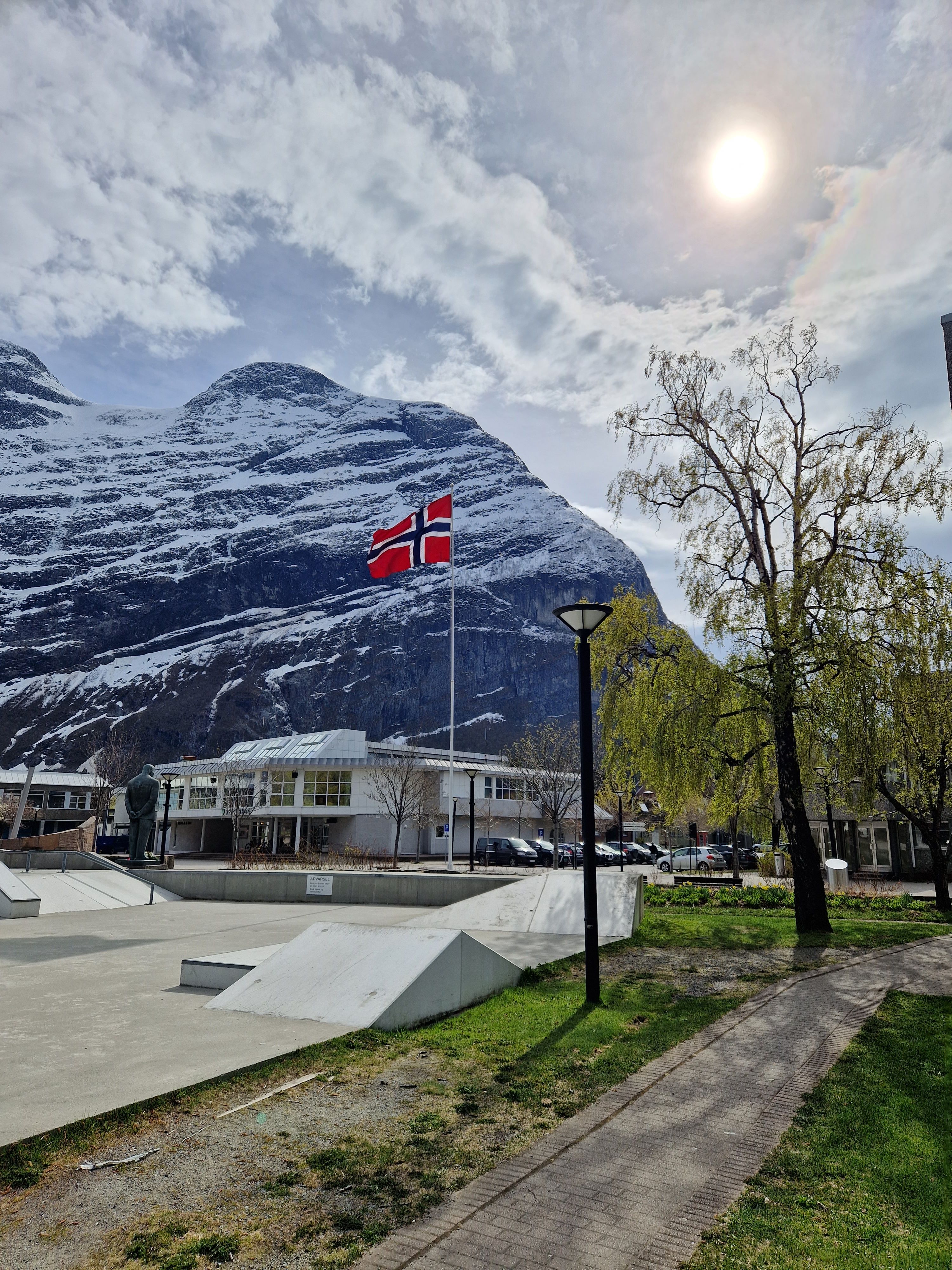 sunndal kulturhus 8. mai