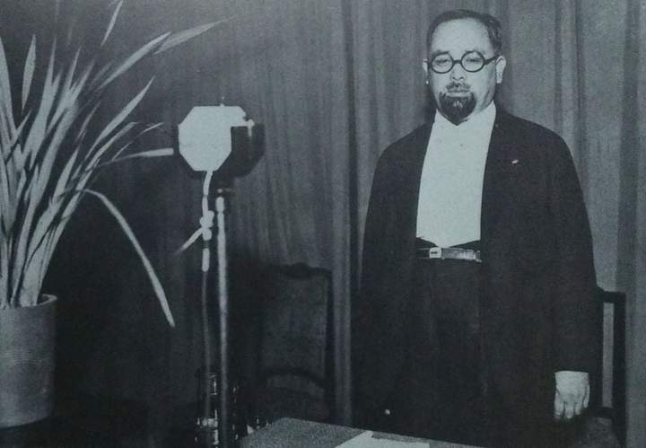 Matsumoto delivering a radio address, 1937