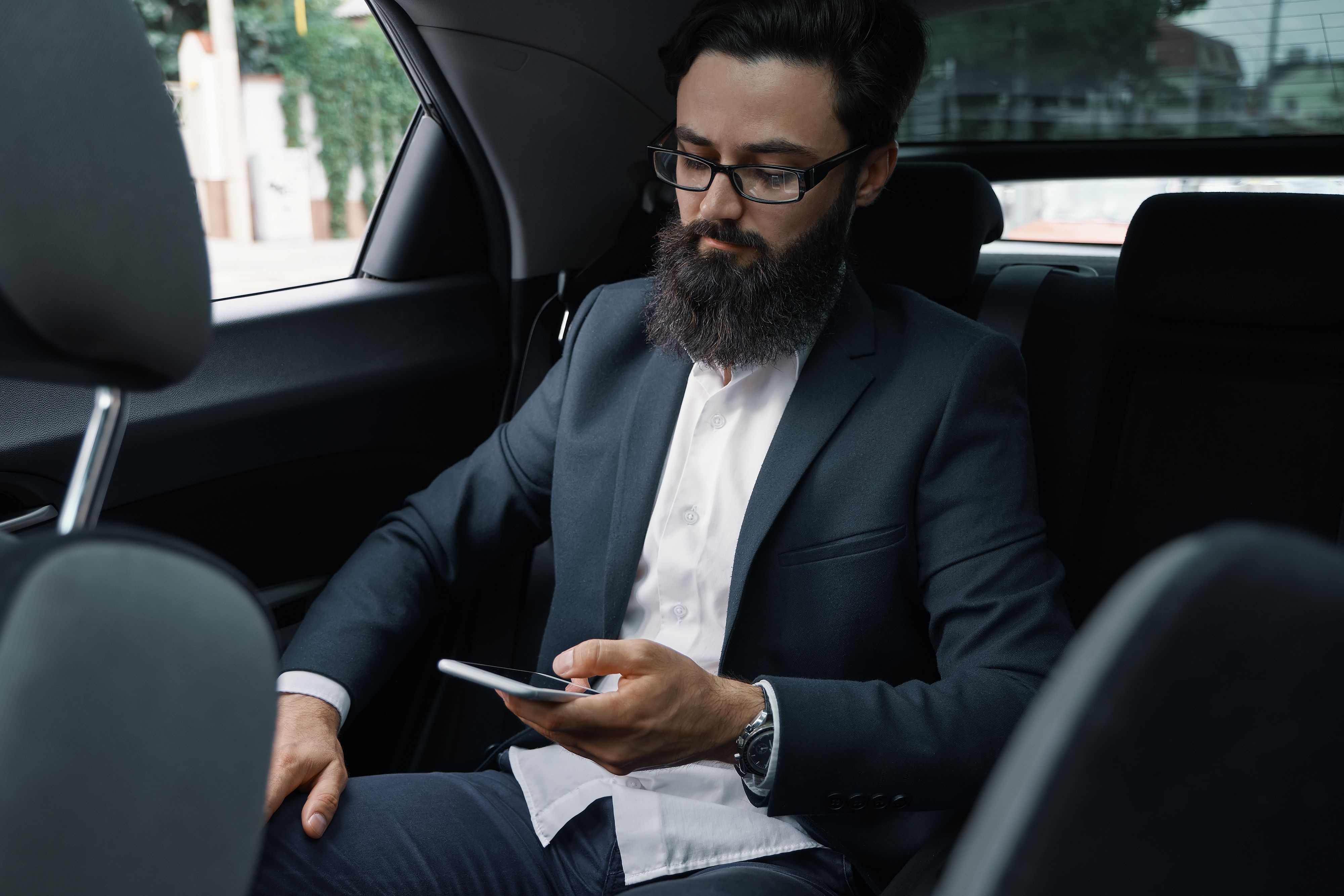 Can You Book A Tirana Airport Transfer To Sarandë Or The Riviera?