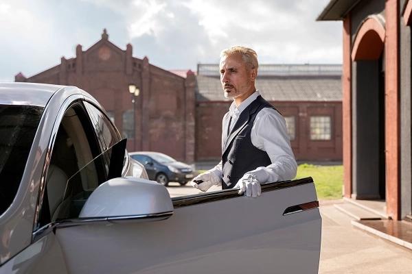 Flexible Hourly Chauffeur Hire
