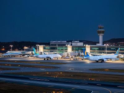 Airport to Campus — Without the Stress