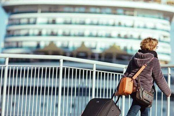 Cruise & Destination Operators