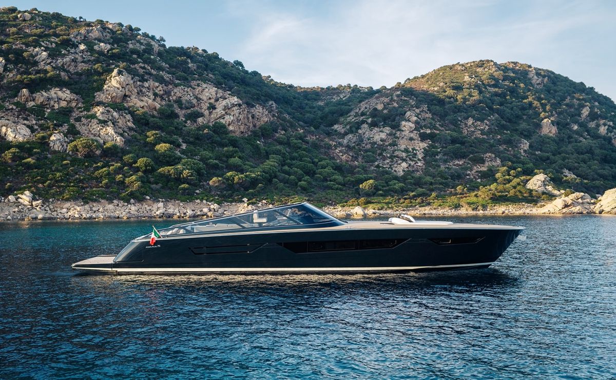 ITAMA 70: LIBERTAD EN EL MAR CON UNA NUEVA DIMENSIÓN DE ELEGANCIA