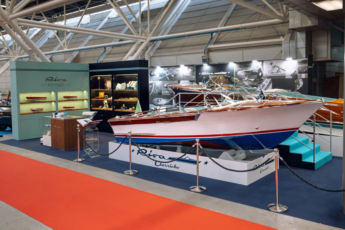 RIVA CLASSICHE ES EL SOCIO PRINCIPAL DE TIME ON SHOW, CON UN RIVA LOUNGE, UNA RIVA BOUTIQUE Y DOS EMBARCACIONES ICÓNICAS