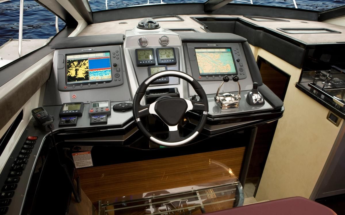 COASTAL NAVIGATION VS. OCEAN NAVIGATION: A COMPLETE GUIDE