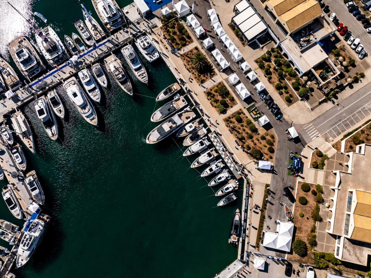 MÁS DE 100 YATES EN EL OLYMPIC YACHT SHOW DE ATENAS 2026