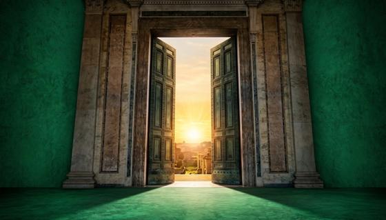 Massive ancient Roman bronze doors swung wide open revealing a glowing horizon, symbolizing unrestricted global access to financial markets through Hyperdash.