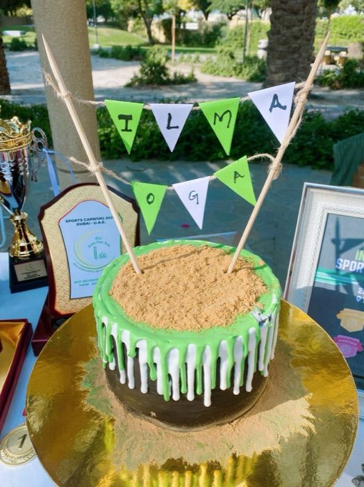 ILMA OGA celebration cake with bunting