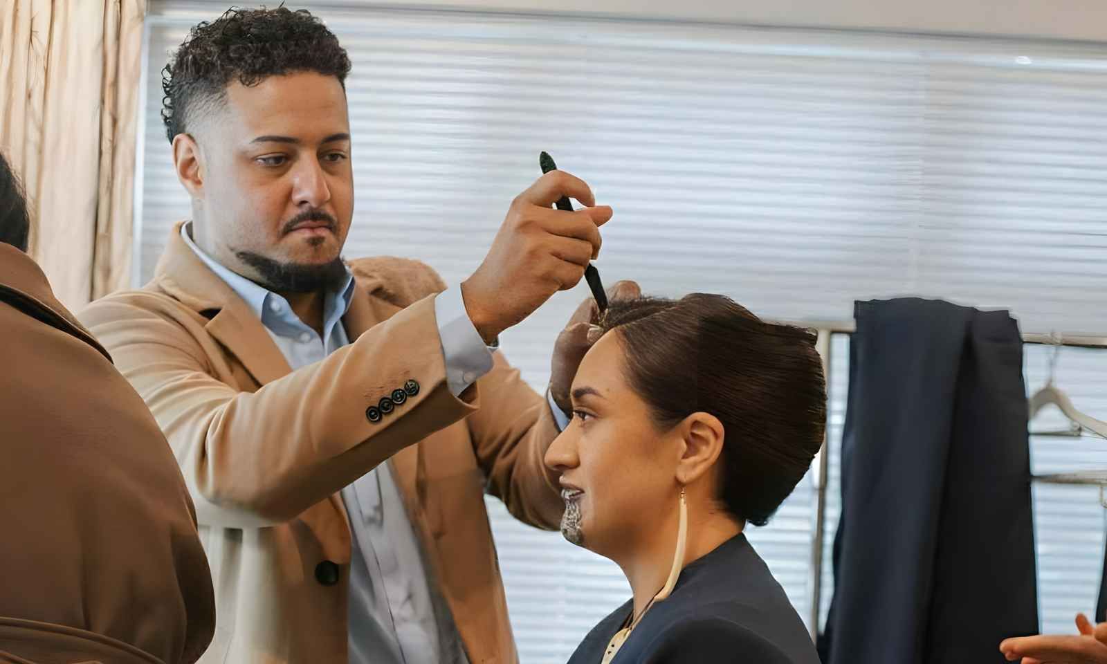 From the friendly isles to Koroneihana: The Tongan hairstylist trusted with a Queen