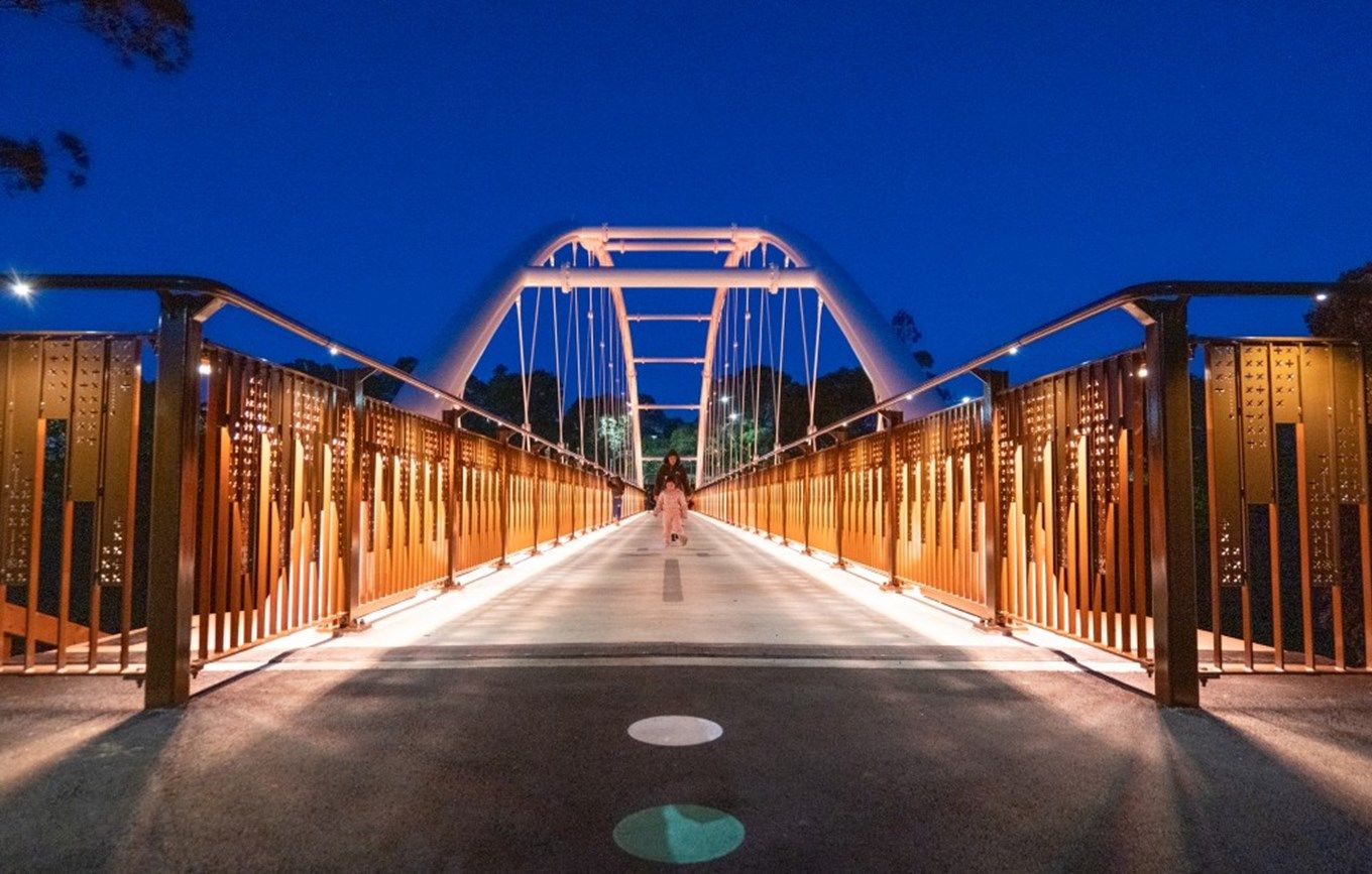 New bridge opens, blending culture, innovation and links