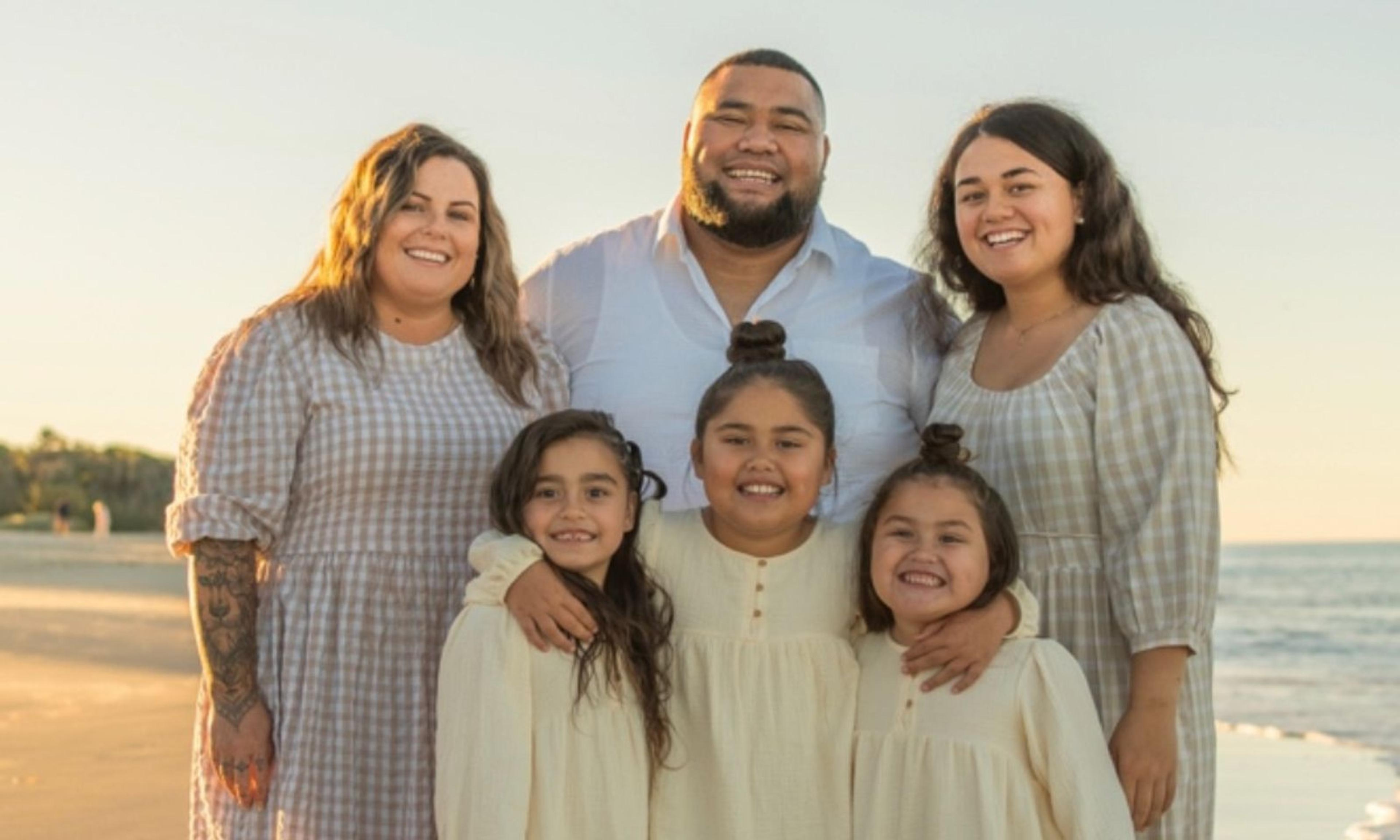 Ilai Matagi (@havea_676) with his wife, Peta, and their girls, Kiara, Mele, Nini, and Mia.