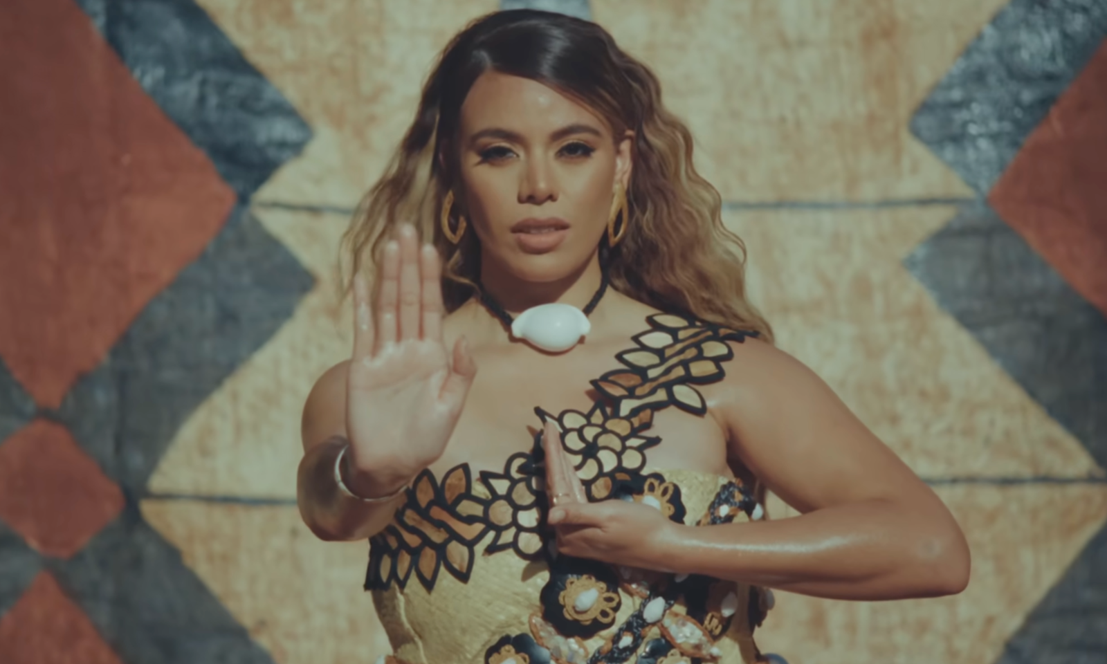 Dinah Jane finds her voice and her roots