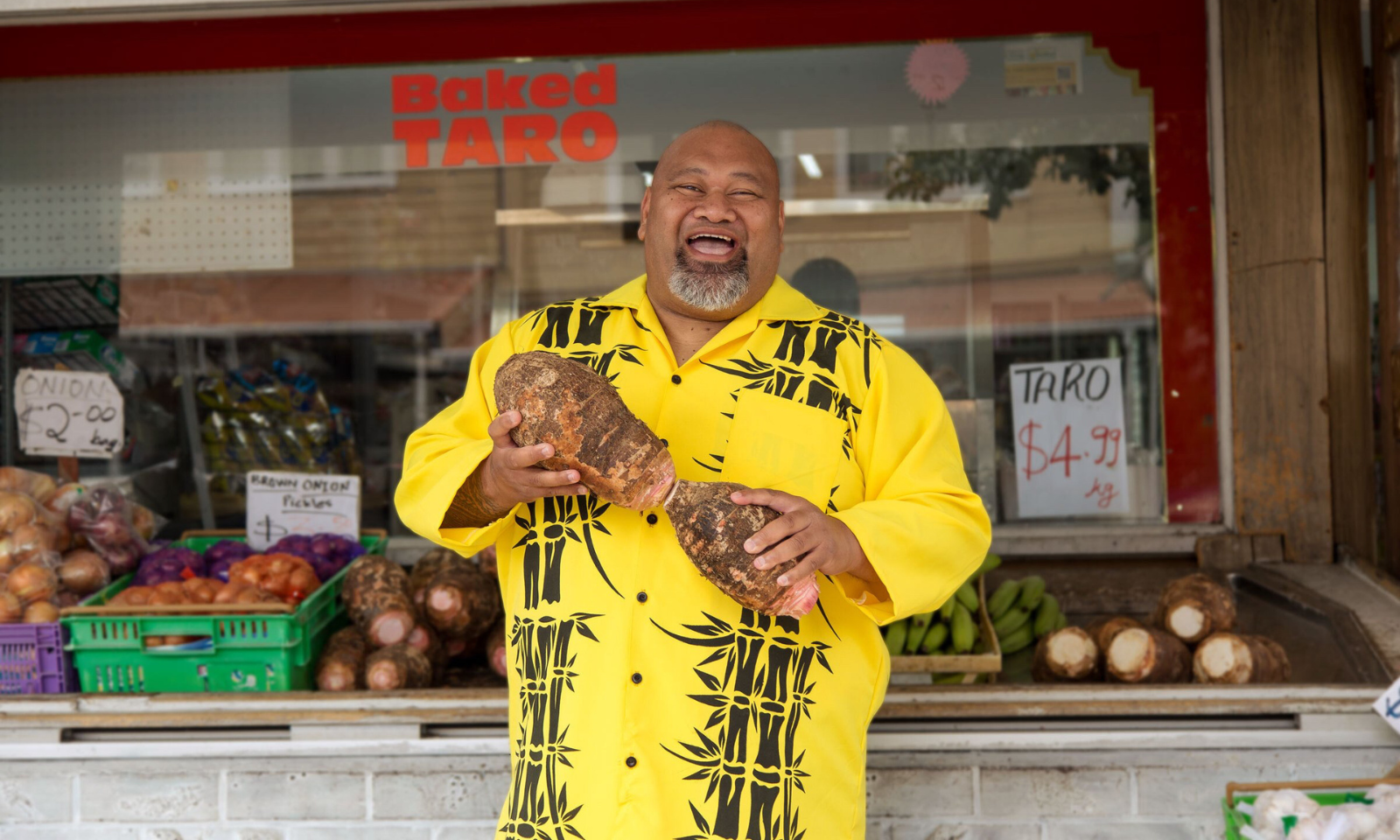 ‘A man so full of love’: Fepulea’i awarded comedy Topp Prize