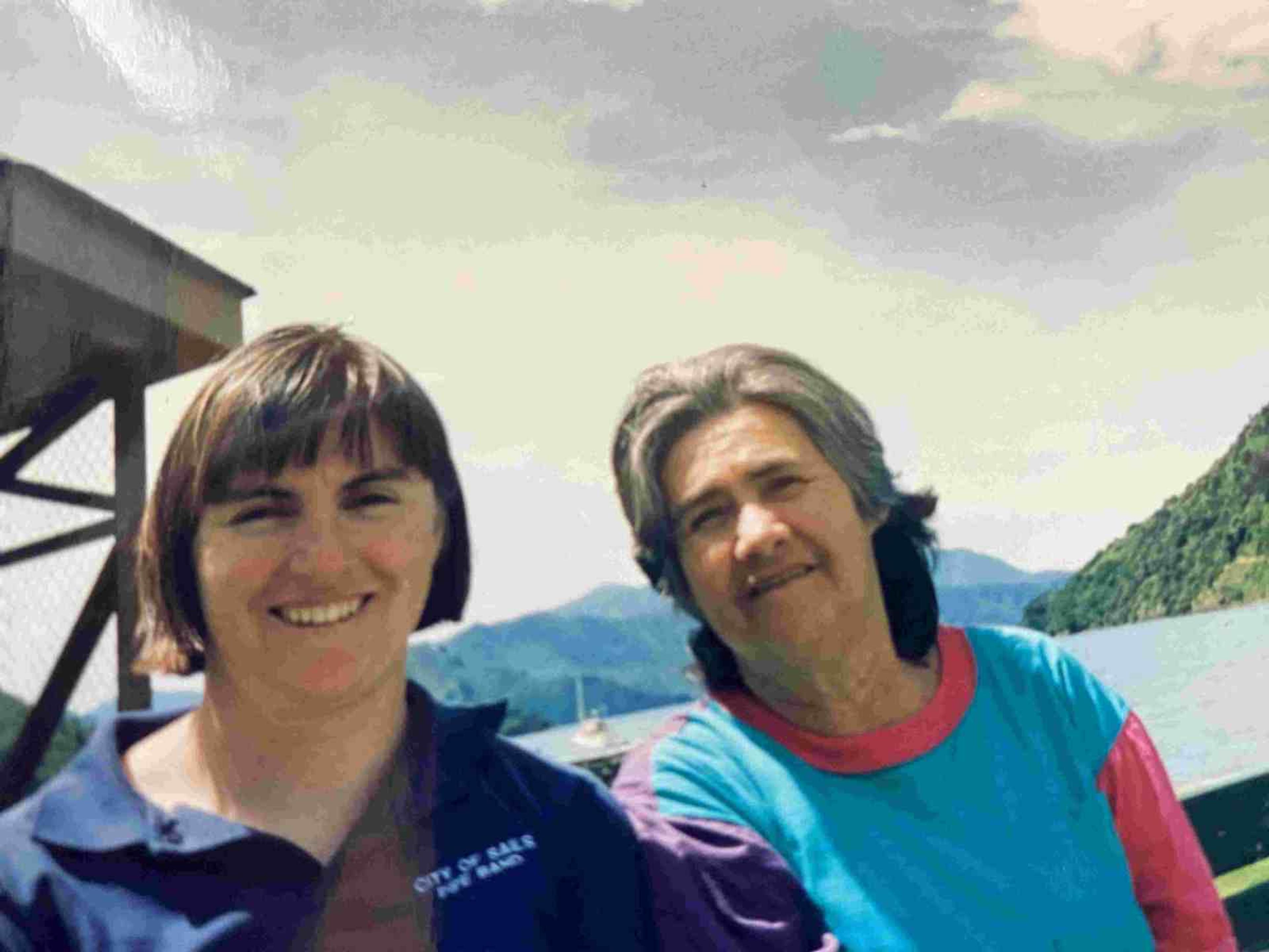 Naomi Ballantyne with her mother Evelyn