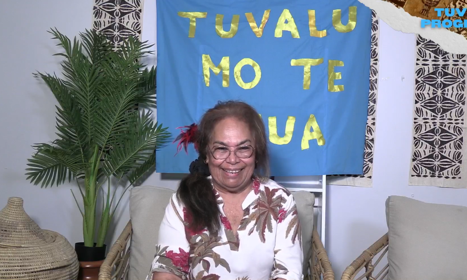 As Tuvaluans move to Australia, a radio show keeps their culture alive