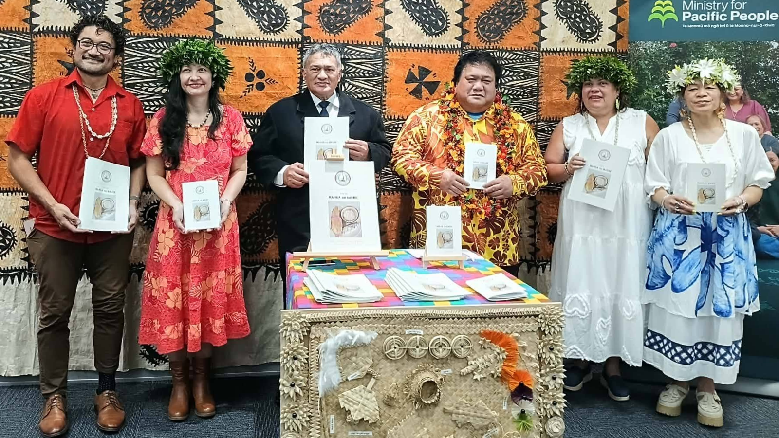 Akatokamanava Mauke Enua Association launches first Mauke recipe book